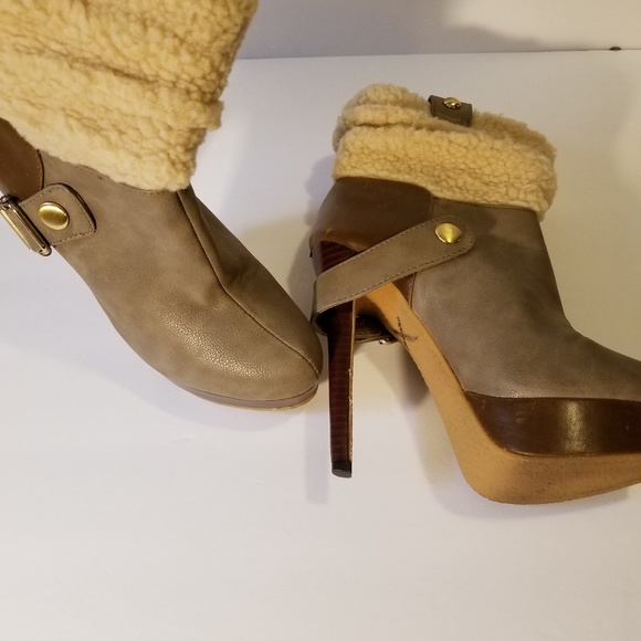 Sherpa Two toned Stilettos boots - Picture 7 of 8